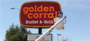 neon/golden_corral.jpeg